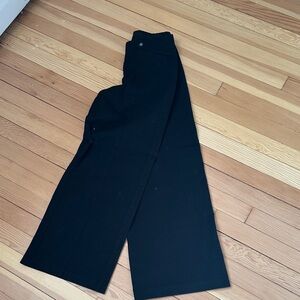 Old Navy Black Pixie Wide-Leg Pants